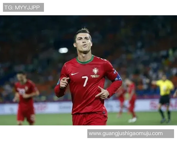 帅气足球明星精彩瞬间剪辑素材合集尽显风采与魅力